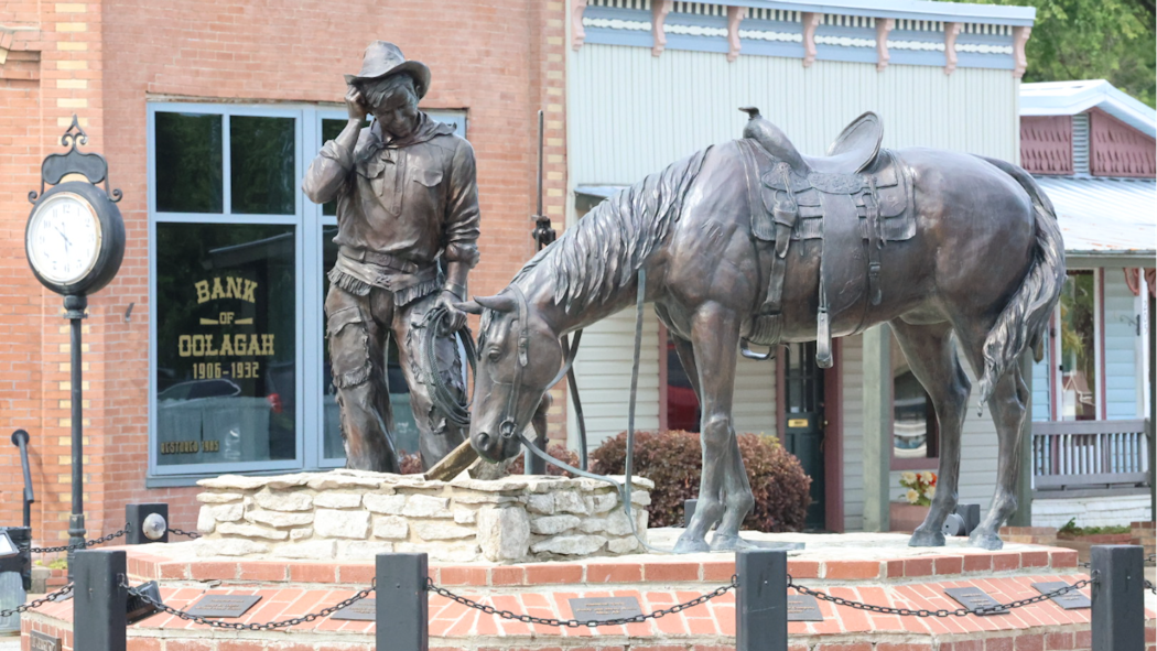 Will Rogers Statue Oologah