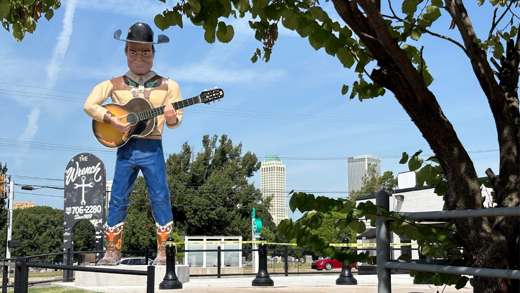 'Cowboy Bob' newest giant in Tulsa's Meadow Gold District