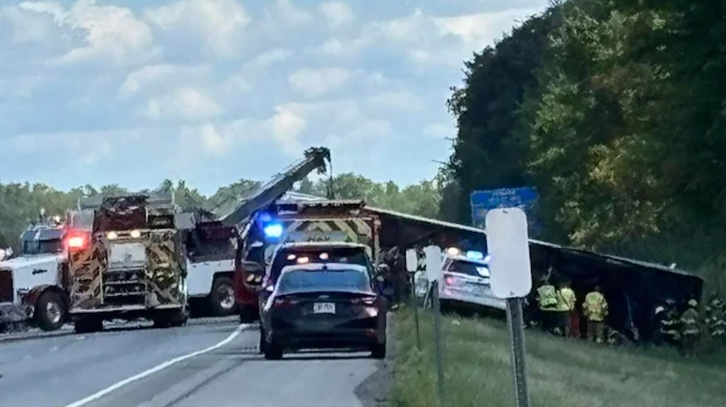 New York tour bus crash 