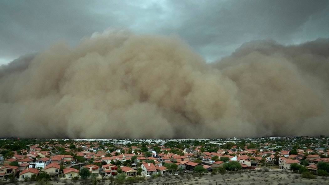 Phoenix dust storm Aug 25, 2025