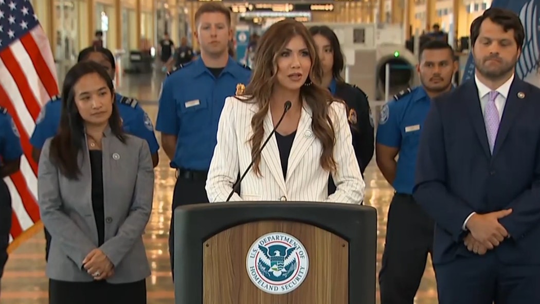 Homeland Sescurity Kristi Noem TSA shoe policy