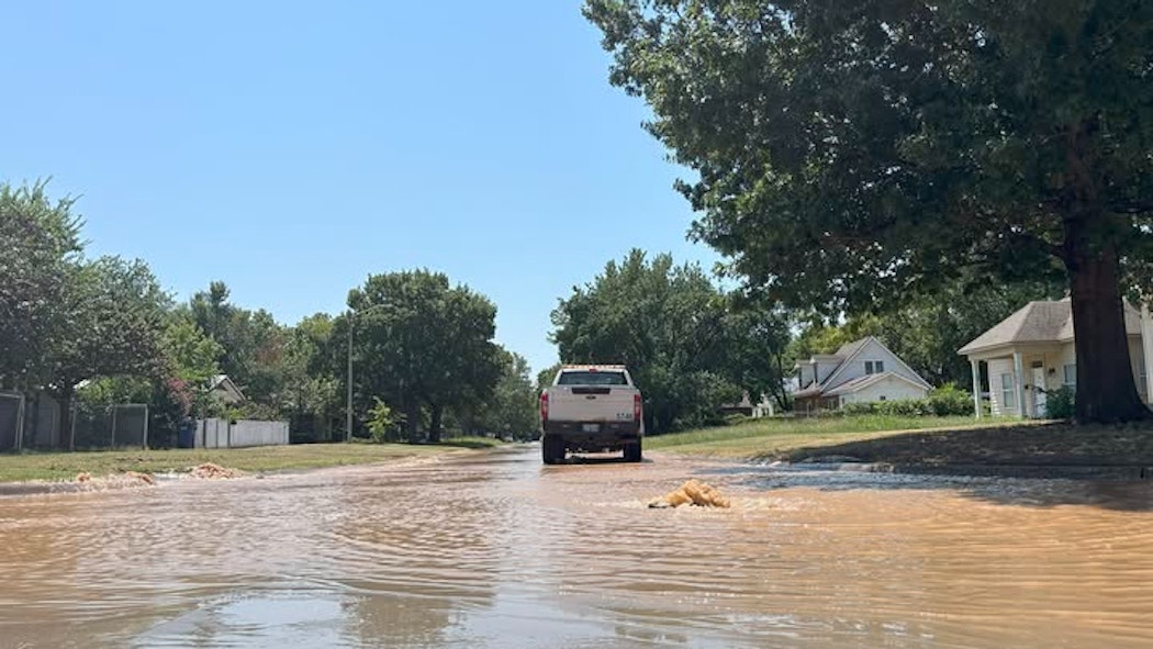 13th & Lowry water leak