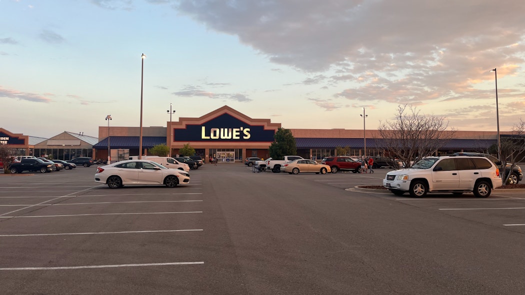 Lowe's Attack of Loss Prevention Officer