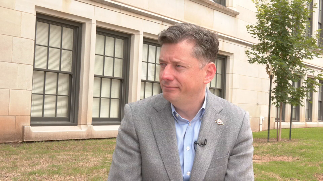 Mayor Holt